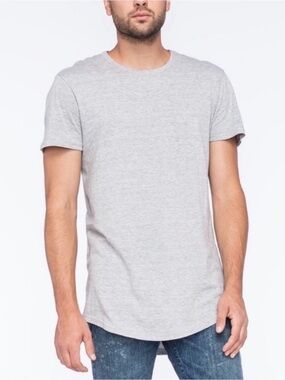 Elwood Men’s Curved Hem Tee